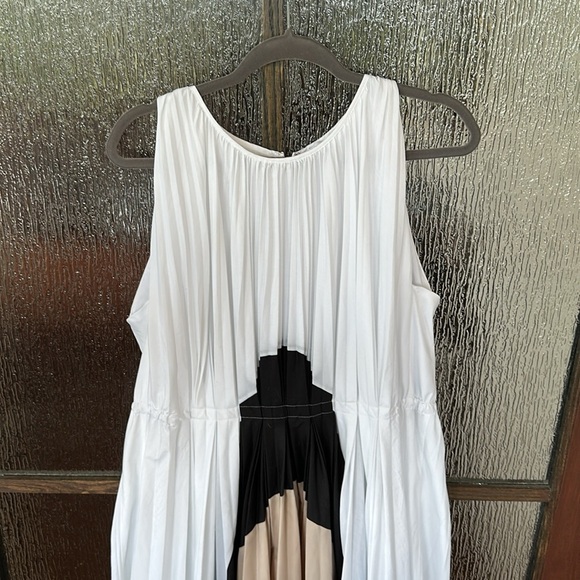 Bibhu Mohapatra Chic Black and White Maxi pleated Dress with Tan Accents size 16 - Picture 14 of 17